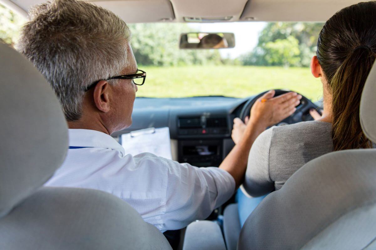 6 Reasons To Take Driving Lessons as an Adult